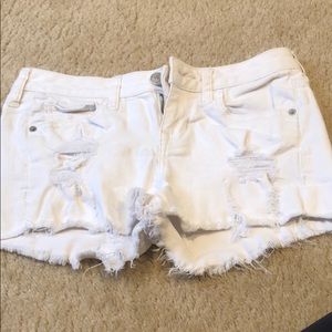 White Express Distressed Holy Jean Short